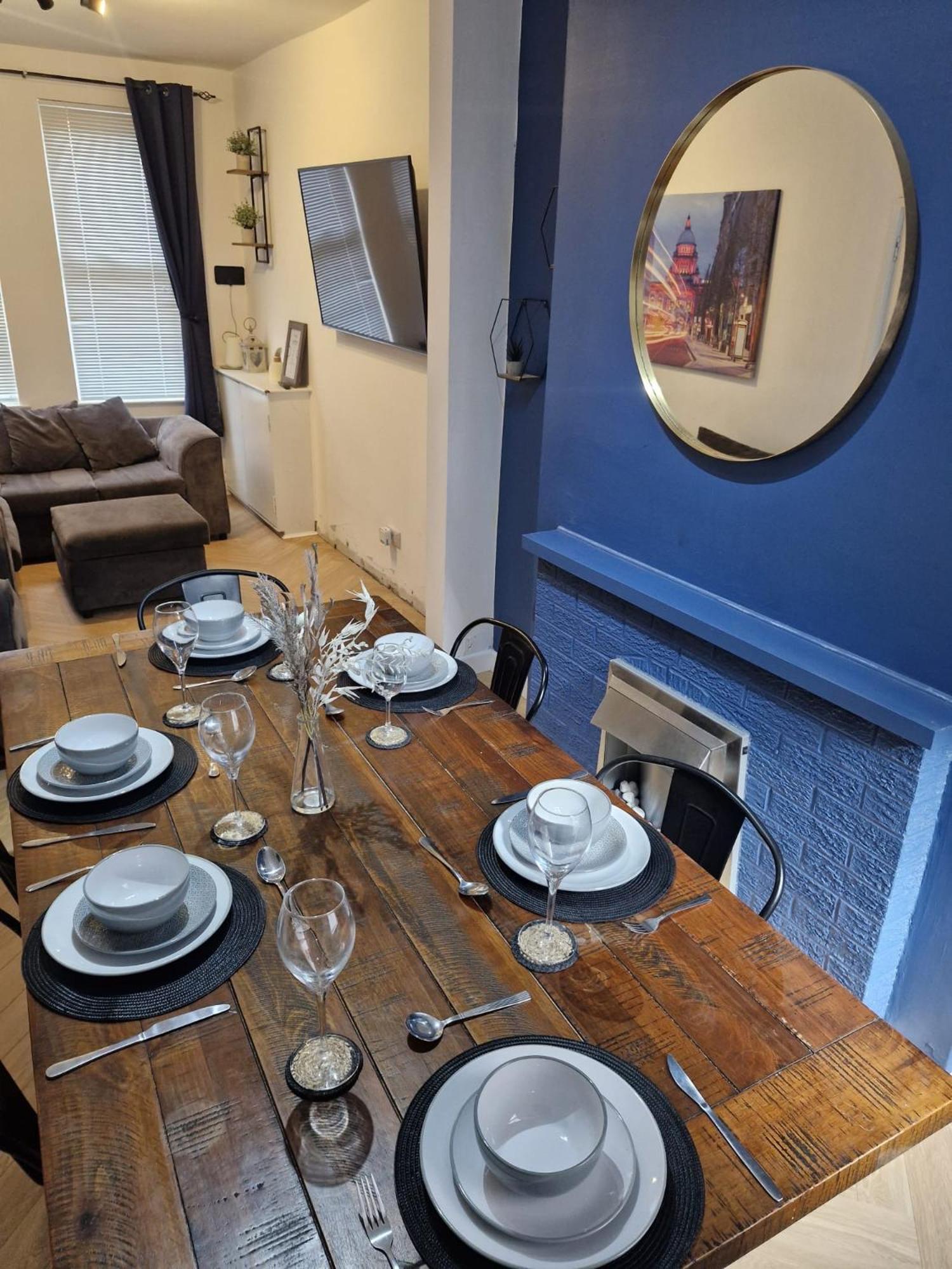 4br House Popular Ravenhill Road Сasa de vacaciones Belfast